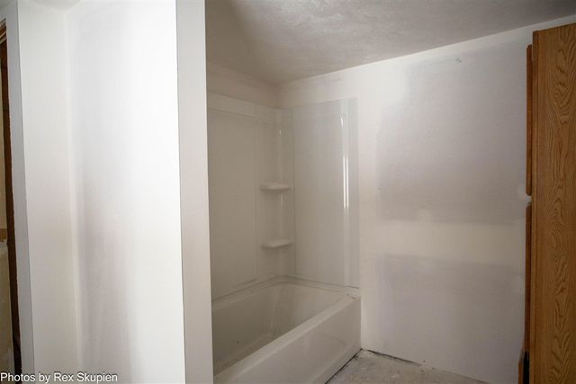 10021 S Mason Drive, Grant, MI 49327