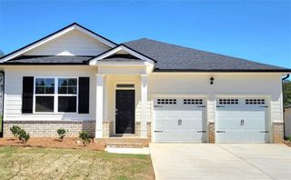 134 Oakchase Park Lane, Hampton, GA 30228