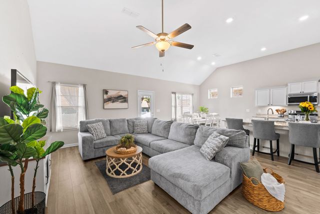 262 Thorpe Dr, Spring Hill, TN 37174