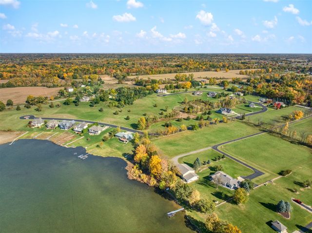 30 Coronado Drive, Jackson, MI 49201