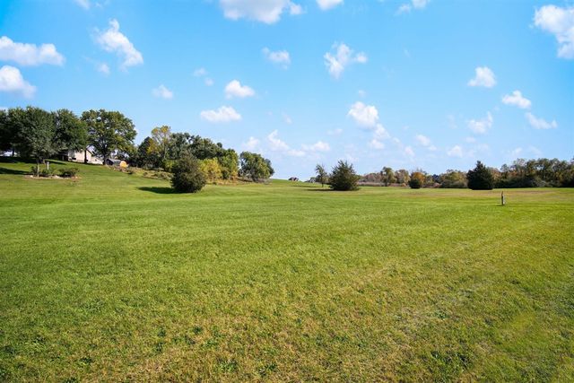 30 Coronado Drive, Jackson, MI 49201