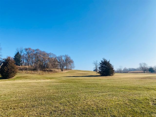 30 Coronado Drive, Jackson, MI 49201