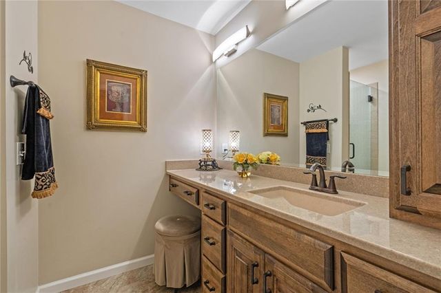 8409 Rosehill Road, Lenexa, KS 66215