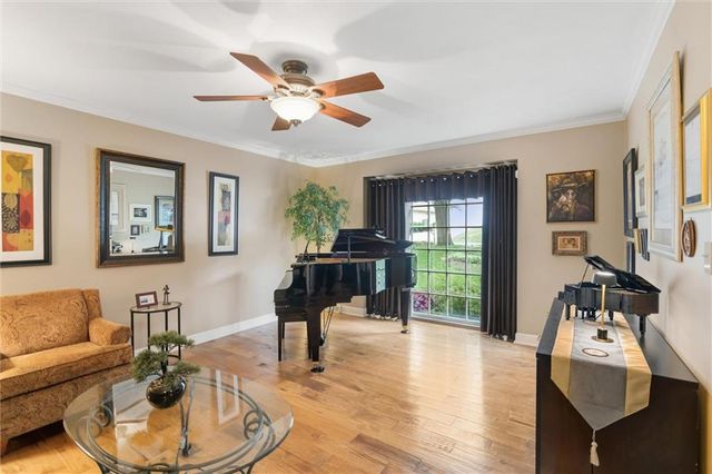 8409 Rosehill Road, Lenexa, KS 66215