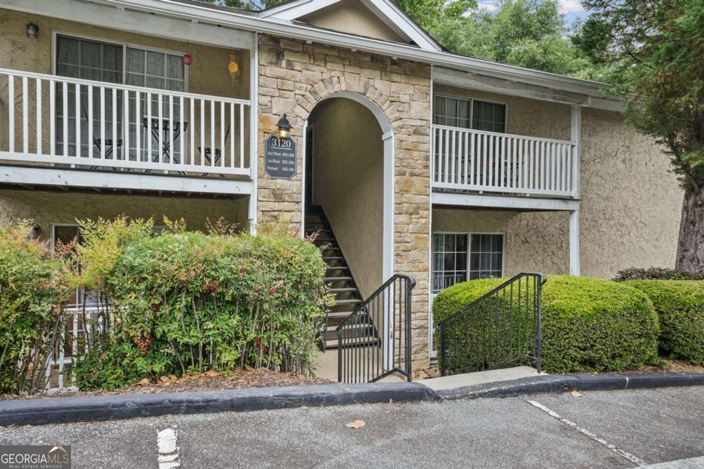 3120 Seven Pines Court 205, Atlanta, GA 30339