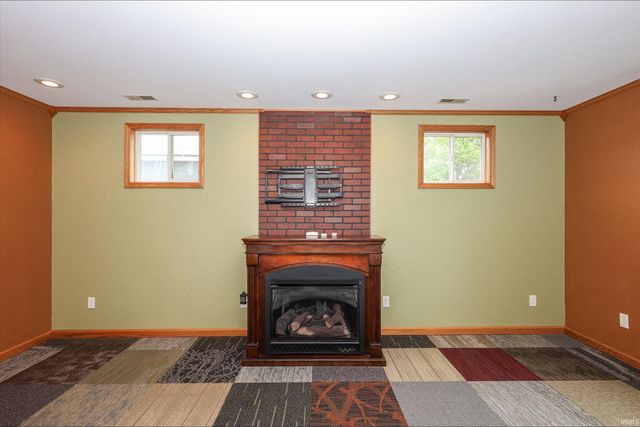 1305 Berwick Lane, New Haven, IN 46774