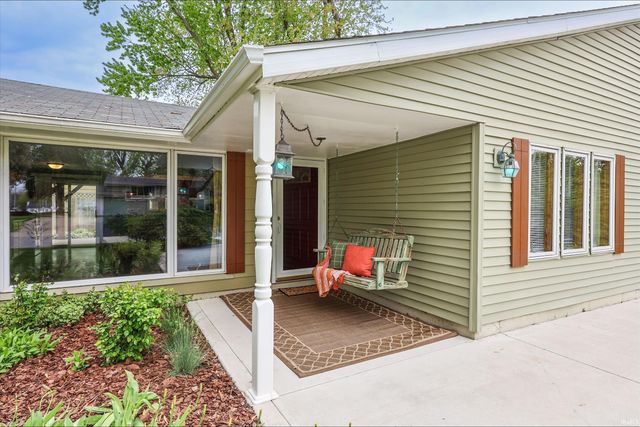 1305 Berwick Lane, New Haven, IN 46774