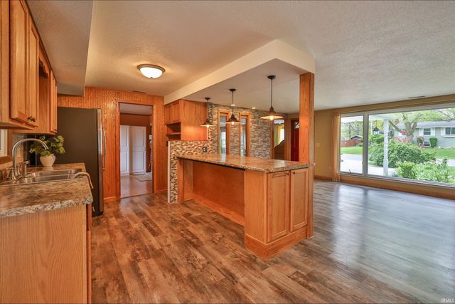 1305 Berwick Lane, New Haven, IN 46774