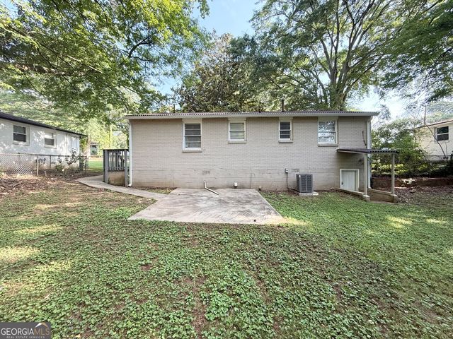 323 Simca Street SE, Atlanta, GA 30354