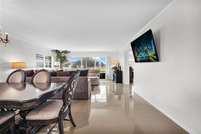 12650 SW 6th St 101K, Pembroke Pines, FL 33027