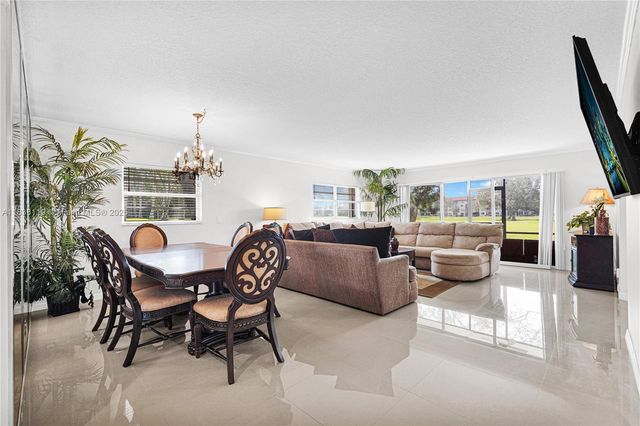 12650 SW 6th St 101K, Pembroke Pines, FL 33027