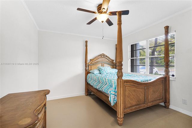 12650 SW 6th St 101K, Pembroke Pines, FL 33027