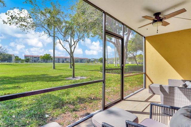 12650 SW 6th St 101K, Pembroke Pines, FL 33027