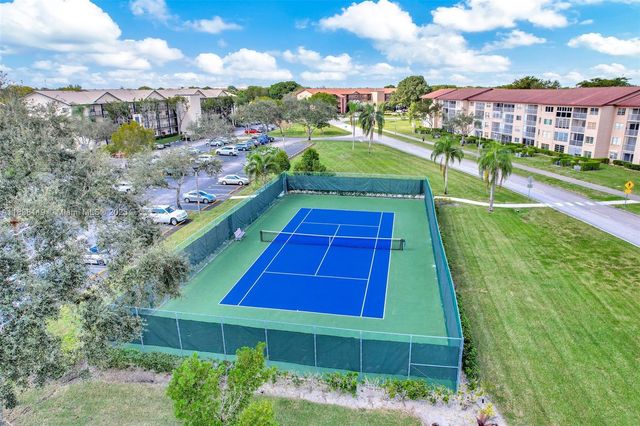 12650 SW 6th St 101K, Pembroke Pines, FL 33027
