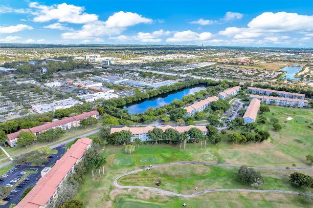12650 SW 6th St 101K, Pembroke Pines, FL 33027
