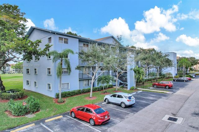 12650 SW 6th St 101K, Pembroke Pines, FL 33027