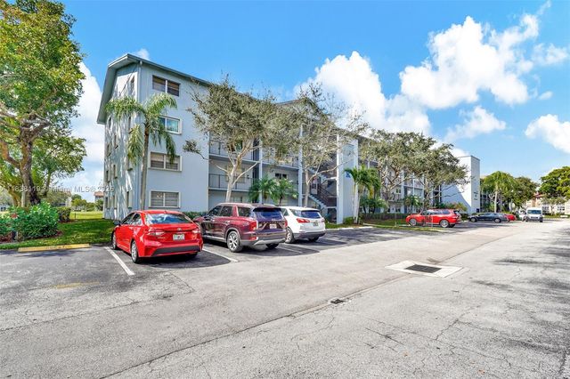 12650 SW 6th St 101K, Pembroke Pines, FL 33027