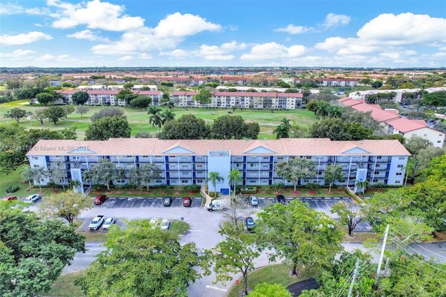 12650 SW 6th St 101K, Pembroke Pines, FL 33027