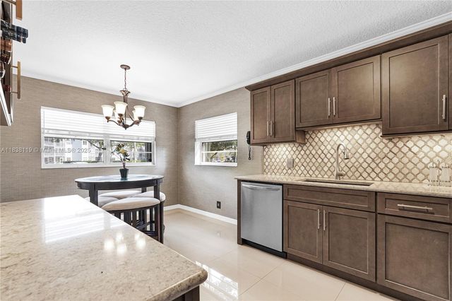 12650 SW 6th St 101K, Pembroke Pines, FL 33027