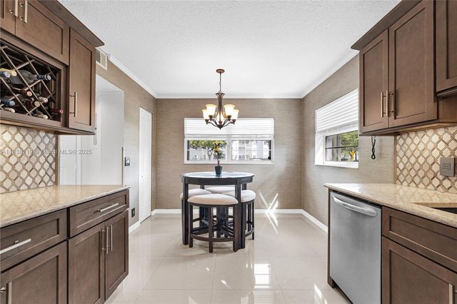 12650 SW 6th St 101K, Pembroke Pines, FL 33027