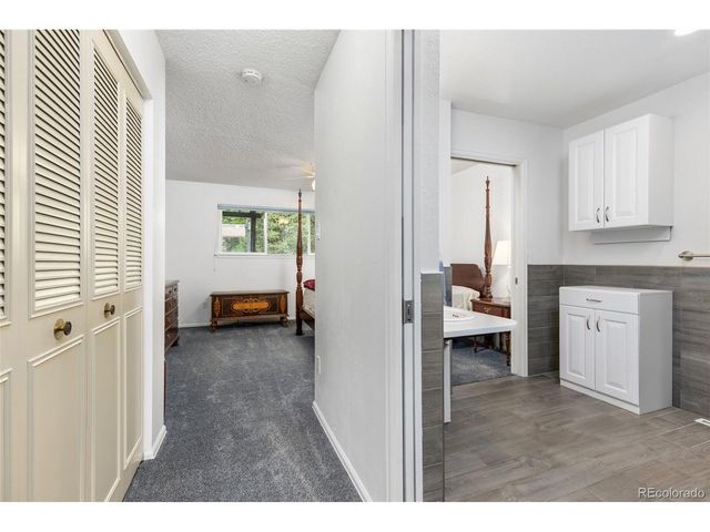 7161 S Vine Cir, Centennial, CO 80122
