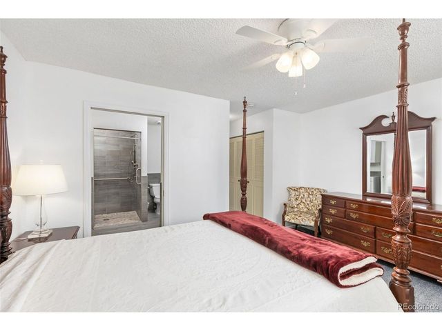 7161 S Vine Cir, Centennial, CO 80122