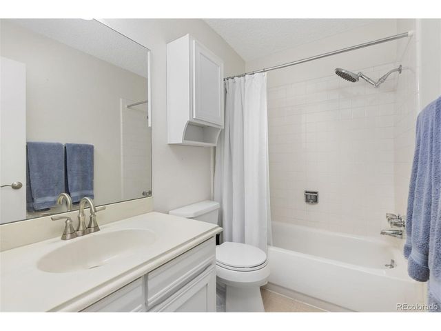 7161 S Vine Cir, Centennial, CO 80122