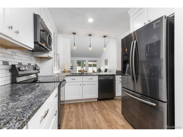 7161 S Vine Cir, Centennial, CO 80122