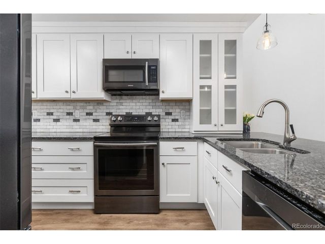 7161 S Vine Cir, Centennial, CO 80122