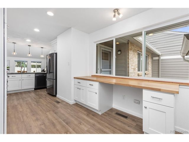 7161 S Vine Cir, Centennial, CO 80122