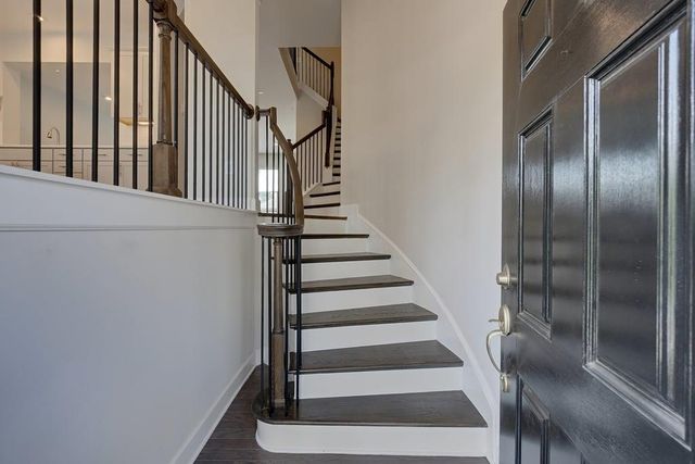 327 Hudson Way, Woodstock, GA 30189