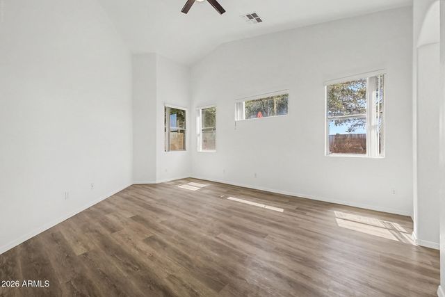 4255 E Cherry Hills Drive, Chandler, AZ 85249