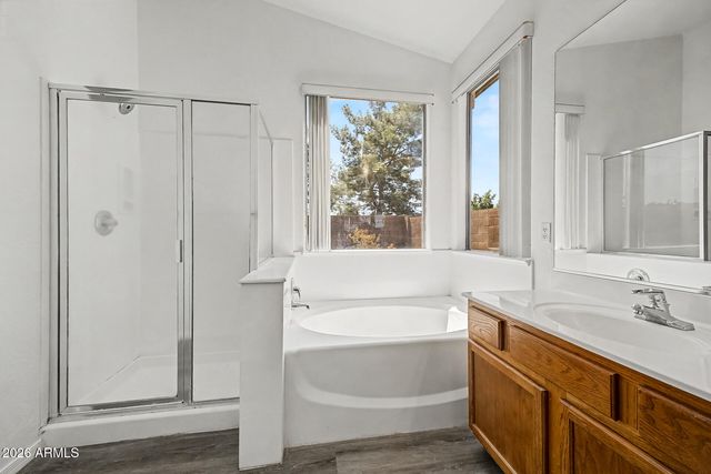 4255 E Cherry Hills Drive, Chandler, AZ 85249