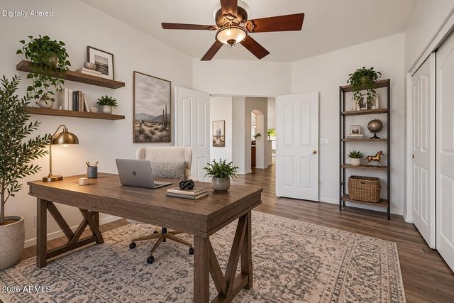 4255 E Cherry Hills Drive, Chandler, AZ 85249