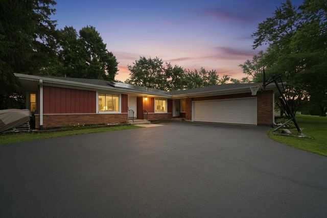 152 Dunbar Lane B, Dundee, IL 60118
