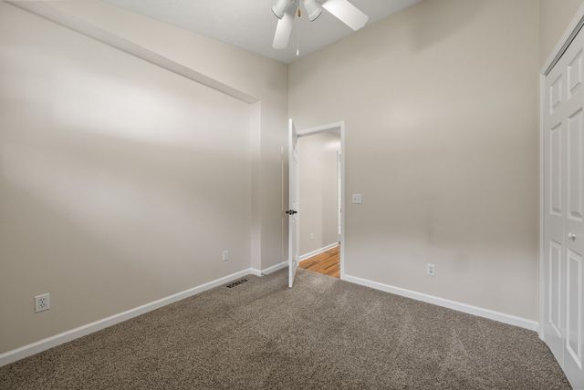 202 Partridge Pt, Cadiz, KY 42211