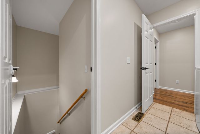 202 Partridge Pt, Cadiz, KY 42211