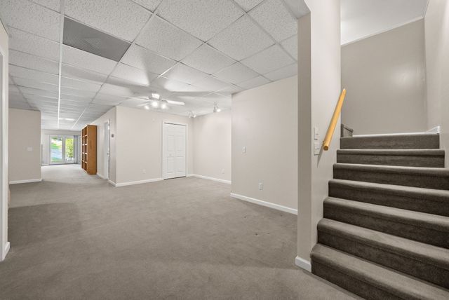 202 Partridge Pt, Cadiz, KY 42211