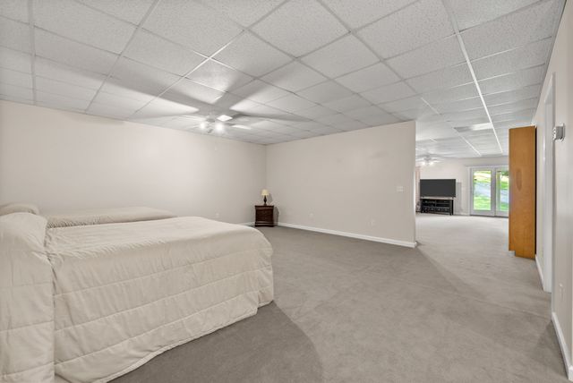 202 Partridge Pt, Cadiz, KY 42211