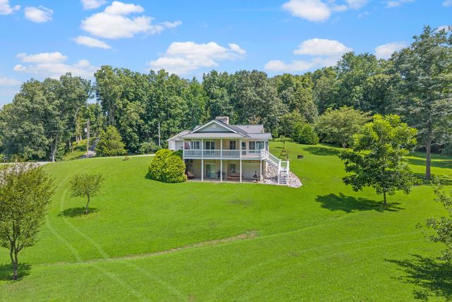 202 Partridge Pt, Cadiz, KY 42211