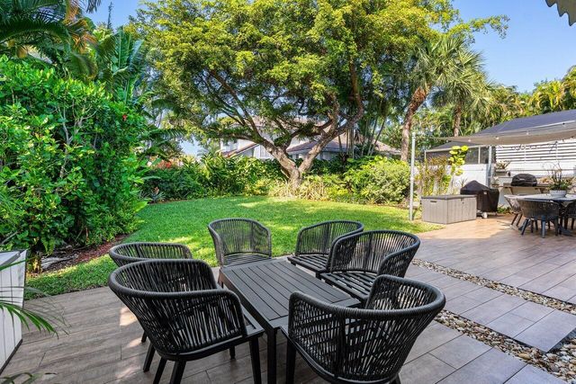 2093 NW 52nd Street 2093, Boca Raton, FL 33496