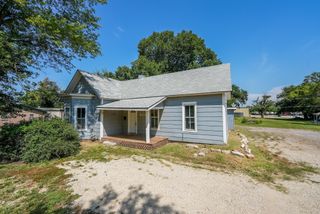 820 W 6th Ave, El Dorado, KS 67042