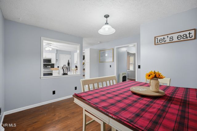 413 Fraley Avenue, Duffield, VA 24244