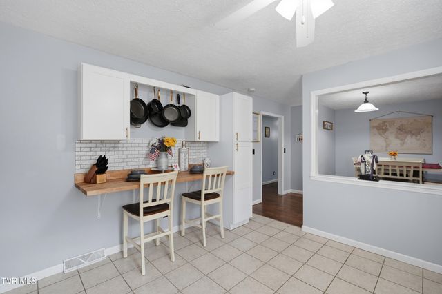 413 Fraley Avenue, Duffield, VA 24244