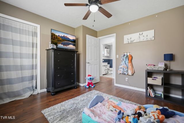 413 Fraley Avenue, Duffield, VA 24244