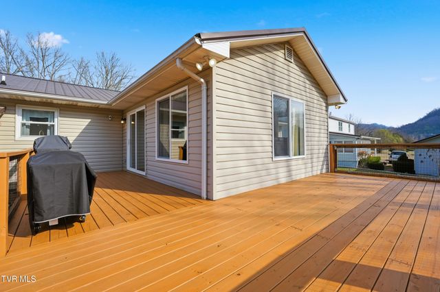 413 Fraley Avenue, Duffield, VA 24244