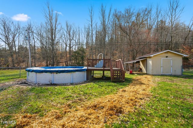 413 Fraley Avenue, Duffield, VA 24244