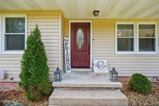 413 Fraley Avenue, Duffield, VA 24244