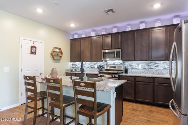 308 W PACIFIC Drive, Casa Grande, AZ 85122