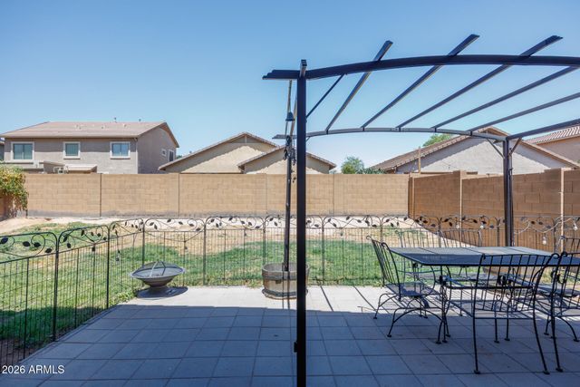 308 W PACIFIC Drive, Casa Grande, AZ 85122